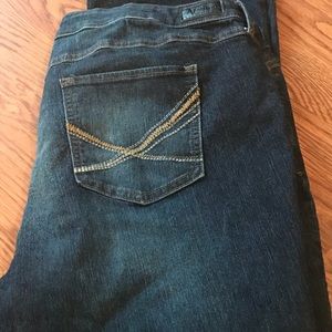 Natural Reflections jeans
